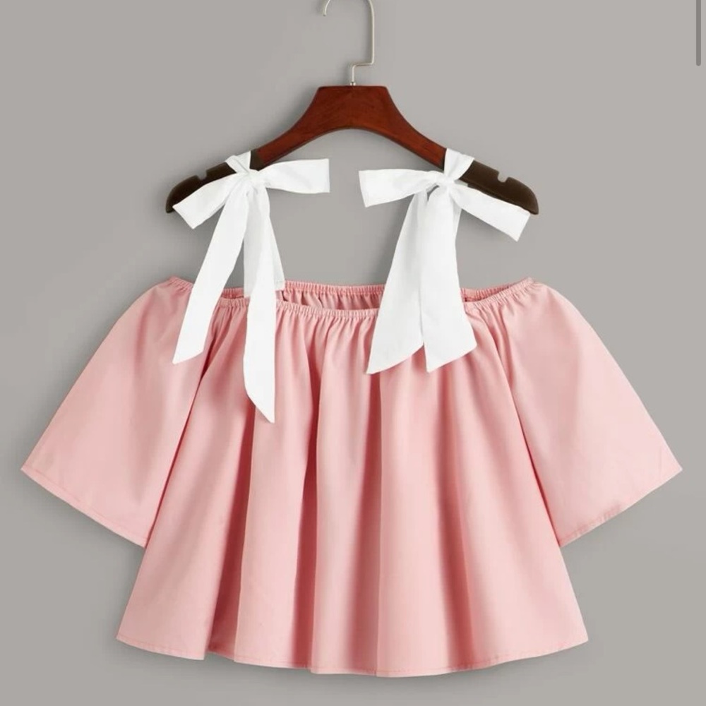 Pink top, was never worn. Size Small. Shein.